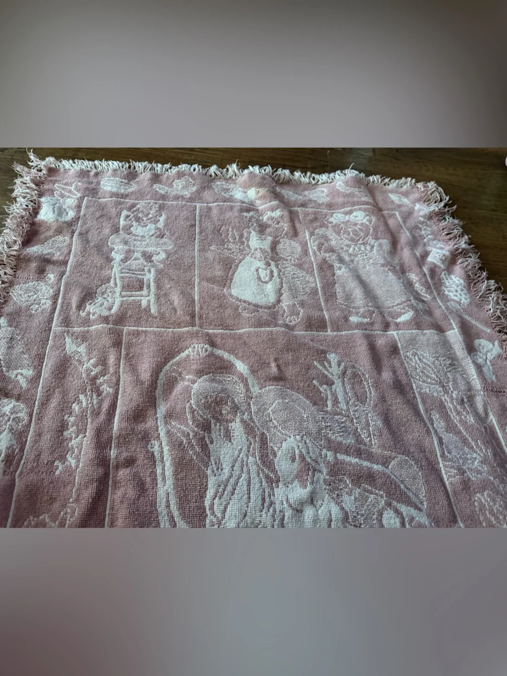 Vintage tapestry jacquard baby blanket EUC reversible
